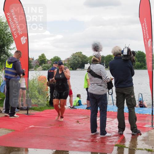 16.06.2024 - 7 Türme Triathlon KatJ http://msf.ph/oto/6322587 16.06.2024 12:12:09 Schwimmen 337, 378, 491 meine-sportfotos.de