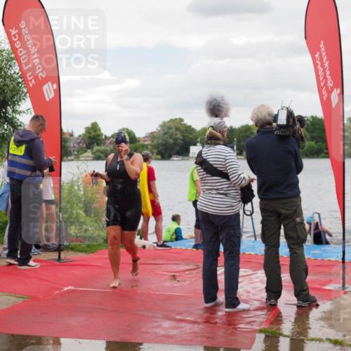 16.06.2024 - 7 Türme Triathlon KatJ http://msf.ph/oto/6322596 16.06.2024 12:12:09 Schwimmen 337, 378, 491 meine-sportfotos.de