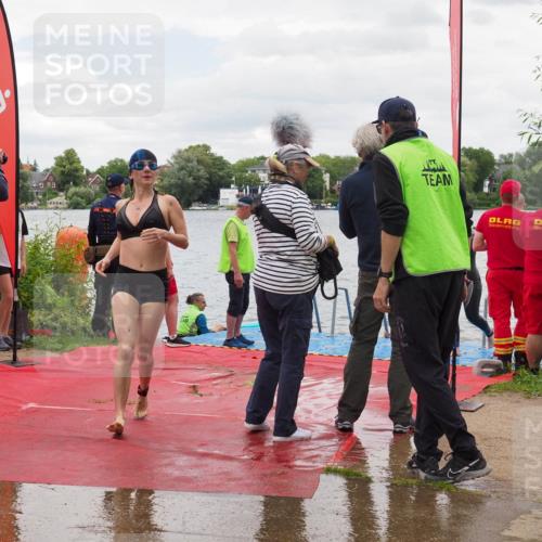 16.06.2024 - 7 Türme Triathlon KatJ http://msf.ph/oto/6322620 16.06.2024 12:12:20 Schwimmen 59, 73, 378, 491, 511 meine-sportfotos.de