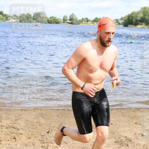 16.06.2024 - 26. Vierlanden-Triathlon Strokosch-Dieckow http://msf.ph/oto/6322798 16.06.2024 10:56:03 Schwimmen 233, 278, 293, 294, 310, 318, 321, 326, 333, 339, 233, 278, 293, 294, 310, 318, 321, 326, 333, 339 meine-sportfotos.de