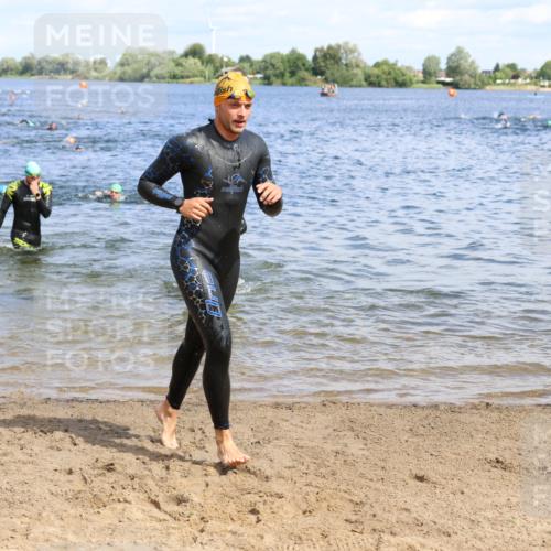 16.06.2024 - 26. Vierlanden-Triathlon Strokosch-Dieckow http://msf.ph/oto/6322819 16.06.2024 10:56:05 Schwimmen 278, 293, 294, 310, 318, 321, 326, 333, 336, 339, 278, 293, 294, 310, 318, 321, 326, 333, 336, 339 meine-sportfotos.de