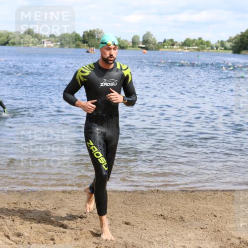 16.06.2024 - 26. Vierlanden-Triathlon Strokosch-Dieckow http://msf.ph/oto/6323171 16.06.2024 10:56:14 Schwimmen 256, 282, 301, 310, 314, 318, 336, 339, 256, 282, 301, 310, 314, 318, 336, 339 meine-sportfotos.de