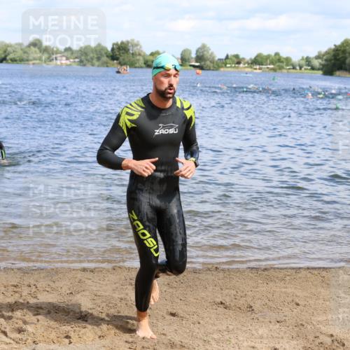 16.06.2024 - 26. Vierlanden-Triathlon Strokosch-Dieckow http://msf.ph/oto/6323190 16.06.2024 10:56:14 Schwimmen 256, 282, 301, 310, 314, 318, 336, 339, 256, 282, 301, 310, 314, 318, 336, 339 meine-sportfotos.de