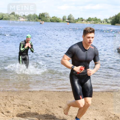 16.06.2024 - 26. Vierlanden-Triathlon Strokosch-Dieckow http://msf.ph/oto/6323379 16.06.2024 10:56:18 Schwimmen 256, 274, 282, 301, 310, 314, 336, 339, 256, 274, 282, 301, 310, 314, 336, 339 meine-sportfotos.de