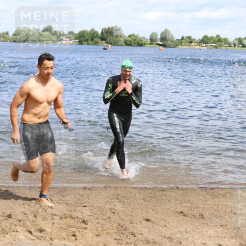 16.06.2024 - 26. Vierlanden-Triathlon Strokosch-Dieckow http://msf.ph/oto/6323399 16.06.2024 10:56:20 Schwimmen 256, 274, 282, 301, 310, 314, 336, 339, 256, 274, 282, 301, 310, 314, 336, 339 meine-sportfotos.de