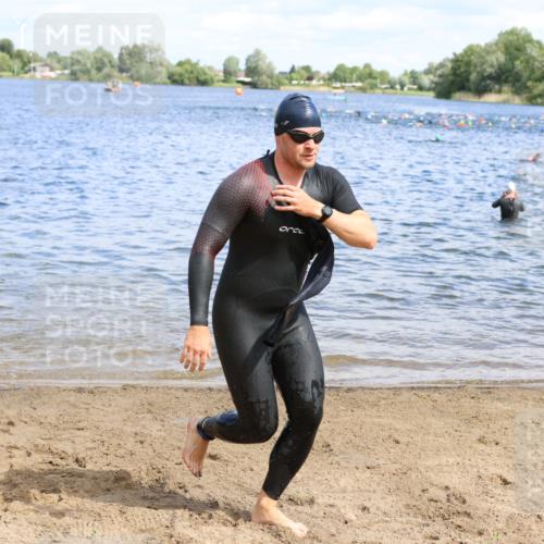 16.06.2024 - 26. Vierlanden-Triathlon Strokosch-Dieckow http://msf.ph/oto/6323647 16.06.2024 10:56:34 Schwimmen 250, 274, 353, 250, 274, 353 meine-sportfotos.de