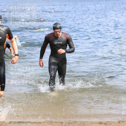 16.06.2024 - 26. Vierlanden-Triathlon Strokosch-Dieckow http://msf.ph/oto/6323714 16.06.2024 10:56:44 Schwimmen 231, 250, 296, 352, 231, 250, 296, 352 meine-sportfotos.de