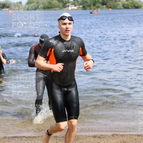 16.06.2024 - 26. Vierlanden-Triathlon Strokosch-Dieckow http://msf.ph/oto/6323757 16.06.2024 10:56:45 Schwimmen 231, 250, 296, 352, 231, 250, 296, 352 meine-sportfotos.de