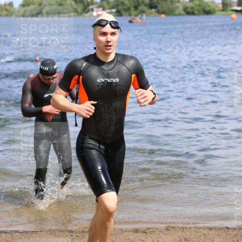 16.06.2024 - 26. Vierlanden-Triathlon Strokosch-Dieckow http://msf.ph/oto/6323766 16.06.2024 10:56:45 Schwimmen 231, 250, 296, 352, 231, 250, 296, 352 meine-sportfotos.de