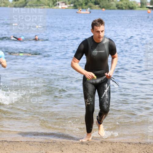 16.06.2024 - 26. Vierlanden-Triathlon Strokosch-Dieckow http://msf.ph/oto/6323947 16.06.2024 10:56:54 Schwimmen 231, 287, 289, 296, 313, 324, 352, 231, 287, 289, 296, 313, 324, 352 meine-sportfotos.de