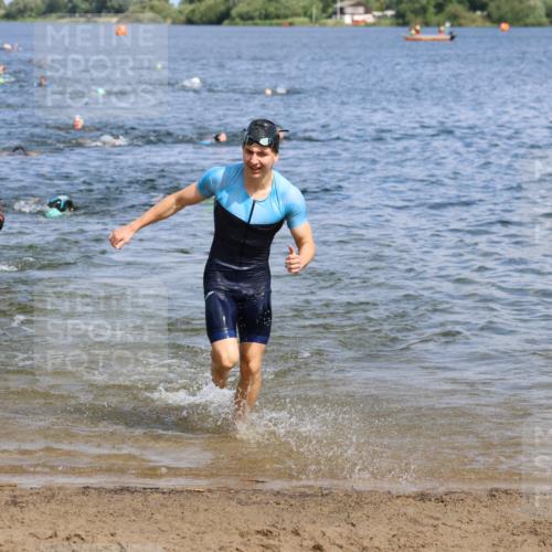 16.06.2024 - 26. Vierlanden-Triathlon Strokosch-Dieckow http://msf.ph/oto/6323960 16.06.2024 10:56:55 Schwimmen 231, 287, 289, 296, 313, 324, 352, 231, 287, 289, 296, 313, 324, 352 meine-sportfotos.de