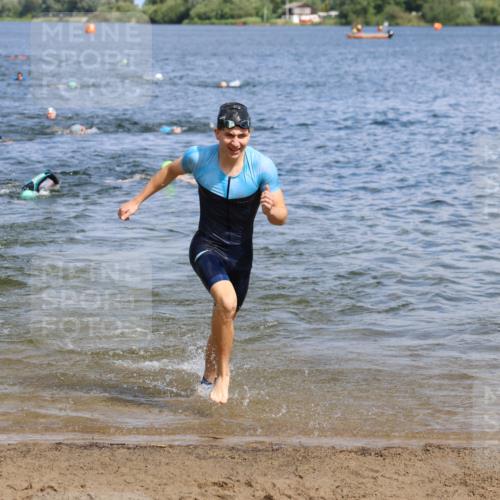 16.06.2024 - 26. Vierlanden-Triathlon Strokosch-Dieckow http://msf.ph/oto/6323979 16.06.2024 10:56:55 Schwimmen 231, 287, 289, 296, 313, 324, 352, 231, 287, 289, 296, 313, 324, 352 meine-sportfotos.de