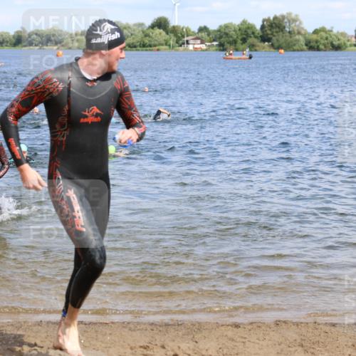16.06.2024 - 26. Vierlanden-Triathlon Strokosch-Dieckow http://msf.ph/oto/6324298 16.06.2024 10:56:57 Schwimmen 231, 287, 289, 313, 324, 352, 231, 287, 289, 313, 324, 352 meine-sportfotos.de