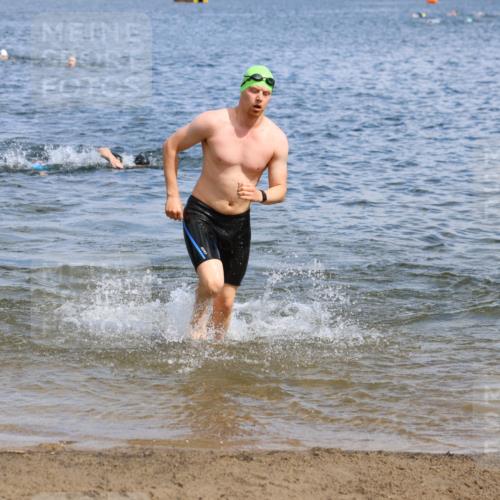 16.06.2024 - 26. Vierlanden-Triathlon Strokosch-Dieckow http://msf.ph/oto/6324498 16.06.2024 10:57:11 Schwimmen 228, 289, 329, 348, 228, 289, 329, 348 meine-sportfotos.de