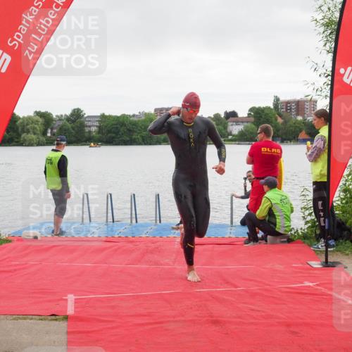 16.06.2024 - 7 Türme Triathlon KatJ http://msf.ph/oto/6324499 16.06.2024 09:29:40 Schwimmen 133 meine-sportfotos.de
