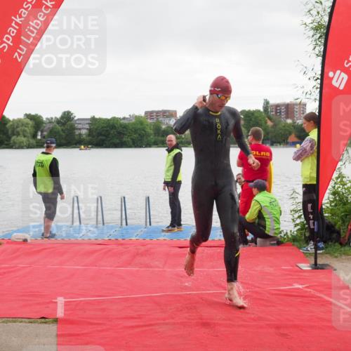 16.06.2024 - 7 Türme Triathlon KatJ http://msf.ph/oto/6324504 16.06.2024 09:29:40 Schwimmen 133 meine-sportfotos.de