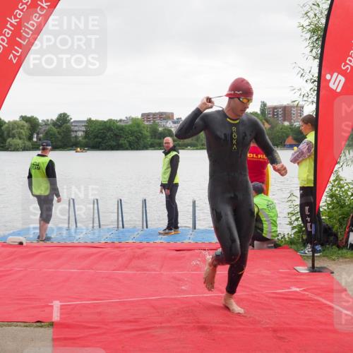 16.06.2024 - 7 Türme Triathlon KatJ http://msf.ph/oto/6324507 16.06.2024 09:29:40 Schwimmen 133 meine-sportfotos.de