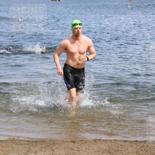 16.06.2024 - 26. Vierlanden-Triathlon Strokosch-Dieckow http://msf.ph/oto/6324527 16.06.2024 10:57:11 Schwimmen 228, 289, 329, 348, 228, 289, 329, 348 meine-sportfotos.de
