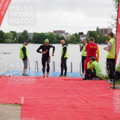 16.06.2024 - 7 Türme Triathlon KatJ http://msf.ph/oto/6324562 16.06.2024 09:30:33 Schwimmen 121, 128 meine-sportfotos.de