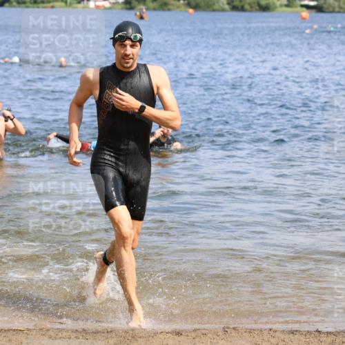 16.06.2024 - 26. Vierlanden-Triathlon Strokosch-Dieckow http://msf.ph/oto/6324567 16.06.2024 10:57:15 Schwimmen 228, 295, 329, 348, 228, 295, 329, 348 meine-sportfotos.de
