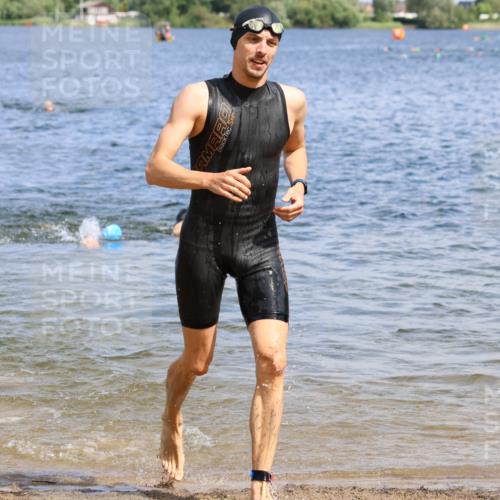 16.06.2024 - 26. Vierlanden-Triathlon Strokosch-Dieckow http://msf.ph/oto/6324608 16.06.2024 10:57:15 Schwimmen 228, 295, 329, 348, 228, 295, 329, 348 meine-sportfotos.de