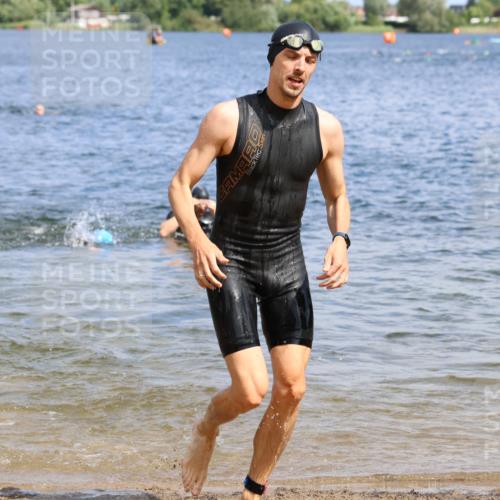 16.06.2024 - 26. Vierlanden-Triathlon Strokosch-Dieckow http://msf.ph/oto/6324623 16.06.2024 10:57:15 Schwimmen 228, 295, 329, 348, 228, 295, 329, 348 meine-sportfotos.de