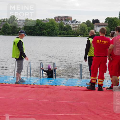 16.06.2024 - 7 Türme Triathlon KatJ http://msf.ph/oto/6324688 16.06.2024 09:31:52 Schwimmen 91, 130 meine-sportfotos.de