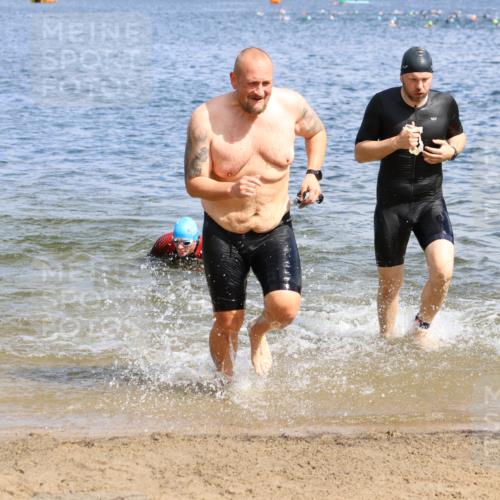 16.06.2024 - 26. Vierlanden-Triathlon Strokosch-Dieckow http://msf.ph/oto/6324692 16.06.2024 10:57:22 Schwimmen 228, 239, 260, 290, 295, 329, 348, 228, 239, 260, 290, 295, 329, 348 meine-sportfotos.de
