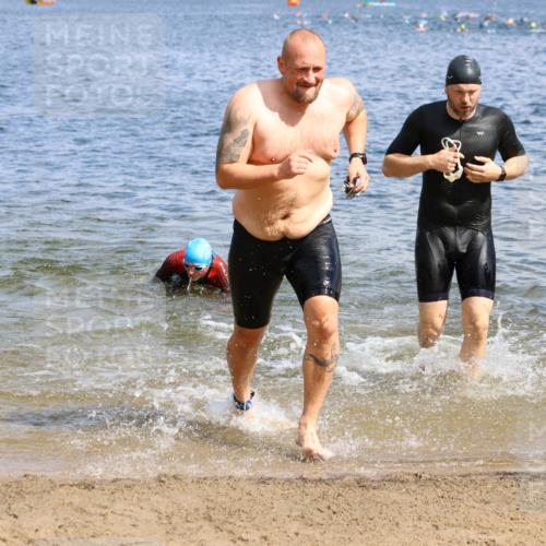 16.06.2024 - 26. Vierlanden-Triathlon Strokosch-Dieckow http://msf.ph/oto/6324707 16.06.2024 10:57:22 Schwimmen 228, 239, 260, 290, 295, 329, 348, 228, 239, 260, 290, 295, 329, 348 meine-sportfotos.de