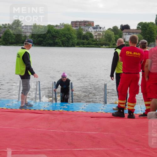16.06.2024 - 7 Türme Triathlon KatJ http://msf.ph/oto/6324708 16.06.2024 09:31:53 Schwimmen 91, 130 meine-sportfotos.de