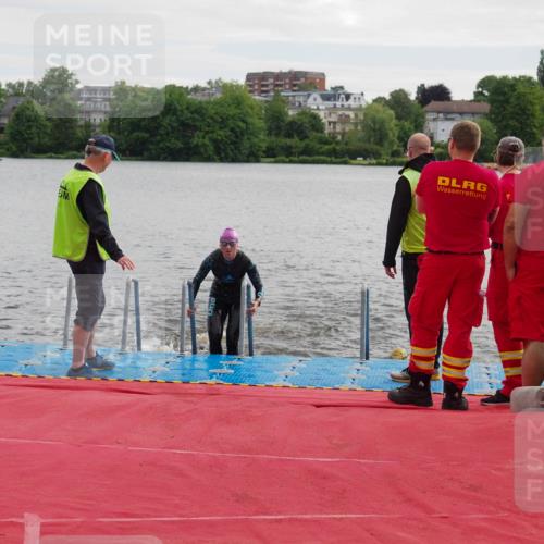 16.06.2024 - 7 Türme Triathlon KatJ http://msf.ph/oto/6324715 16.06.2024 09:31:54 Schwimmen 91, 130 meine-sportfotos.de