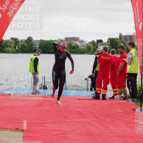 16.06.2024 - 7 Türme Triathlon KatJ http://msf.ph/oto/6324751 16.06.2024 09:31:57 Schwimmen 91, 130 meine-sportfotos.de