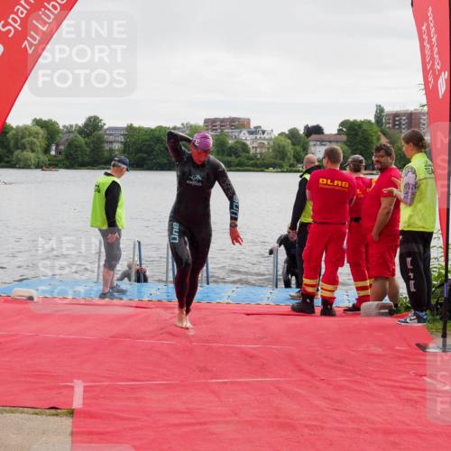 16.06.2024 - 7 Türme Triathlon KatJ http://msf.ph/oto/6324754 16.06.2024 09:31:57 Schwimmen 91, 130 meine-sportfotos.de