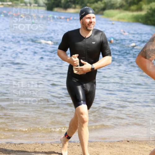 16.06.2024 - 26. Vierlanden-Triathlon Strokosch-Dieckow http://msf.ph/oto/6324765 16.06.2024 10:57:24 Schwimmen 228, 239, 260, 290, 295, 348, 228, 239, 260, 290, 295, 348 meine-sportfotos.de