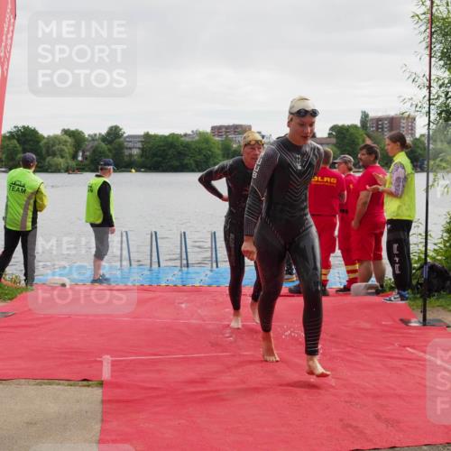 16.06.2024 - 7 Türme Triathlon KatJ http://msf.ph/oto/6324825 16.06.2024 09:32:04 Schwimmen 91, 130 meine-sportfotos.de