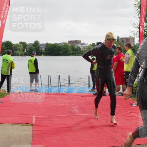 16.06.2024 - 7 Türme Triathlon KatJ http://msf.ph/oto/6324846 16.06.2024 09:32:04 Schwimmen 91, 130 meine-sportfotos.de