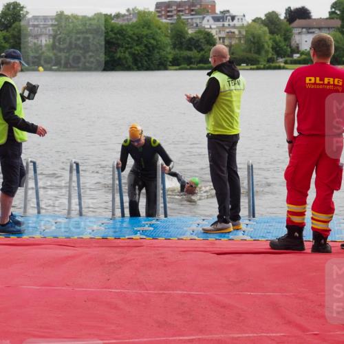16.06.2024 - 7 Türme Triathlon KatJ http://msf.ph/oto/6324876 16.06.2024 09:33:15 Schwimmen 85 meine-sportfotos.de