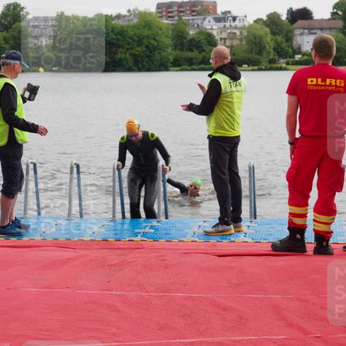 16.06.2024 - 7 Türme Triathlon KatJ http://msf.ph/oto/6324880 16.06.2024 09:33:15 Schwimmen 85 meine-sportfotos.de