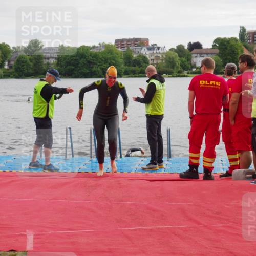 16.06.2024 - 7 Türme Triathlon KatJ http://msf.ph/oto/6324897 16.06.2024 09:33:18 Schwimmen 85, 124 meine-sportfotos.de