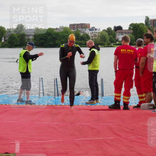 16.06.2024 - 7 Türme Triathlon KatJ http://msf.ph/oto/6324903 16.06.2024 09:33:18 Schwimmen 85, 124 meine-sportfotos.de
