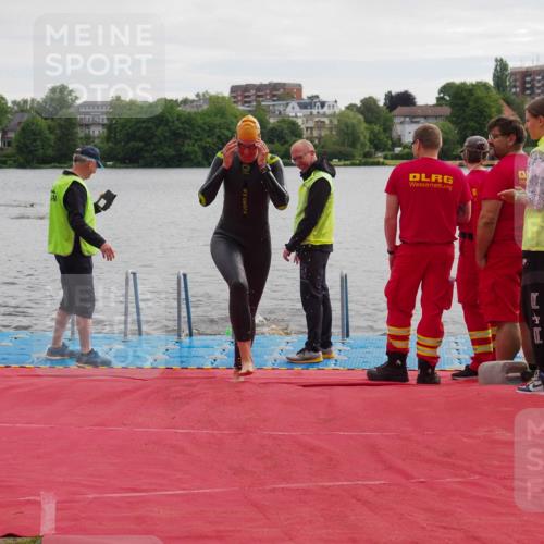 16.06.2024 - 7 Türme Triathlon KatJ http://msf.ph/oto/6324911 16.06.2024 09:33:19 Schwimmen 85, 124 meine-sportfotos.de