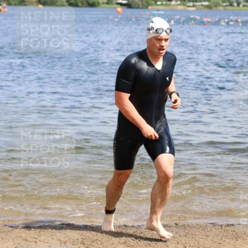 16.06.2024 - 26. Vierlanden-Triathlon Strokosch-Dieckow http://msf.ph/oto/6324921 16.06.2024 10:57:28 Schwimmen 239, 260, 290, 295, 239, 260, 290, 295 meine-sportfotos.de
