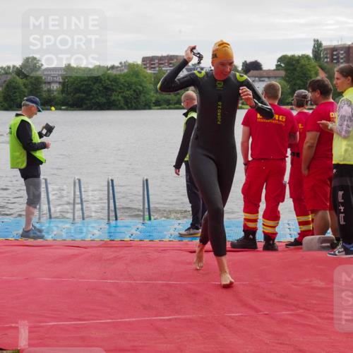 16.06.2024 - 7 Türme Triathlon KatJ http://msf.ph/oto/6324932 16.06.2024 09:33:19 Schwimmen 85, 124 meine-sportfotos.de