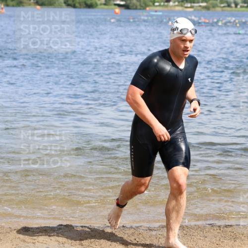 16.06.2024 - 26. Vierlanden-Triathlon Strokosch-Dieckow http://msf.ph/oto/6324933 16.06.2024 10:57:28 Schwimmen 239, 260, 290, 295, 239, 260, 290, 295 meine-sportfotos.de