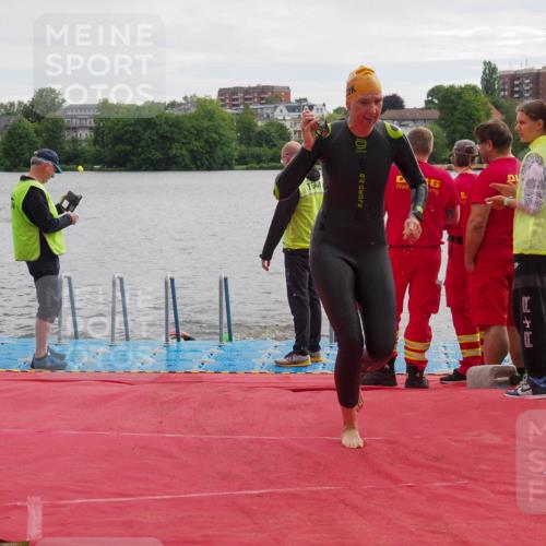 16.06.2024 - 7 Türme Triathlon KatJ http://msf.ph/oto/6324937 16.06.2024 09:33:20 Schwimmen 85, 124 meine-sportfotos.de