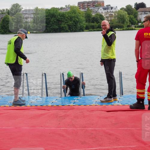 16.06.2024 - 7 Türme Triathlon KatJ http://msf.ph/oto/6324946 16.06.2024 09:33:23 Schwimmen 85, 124 meine-sportfotos.de