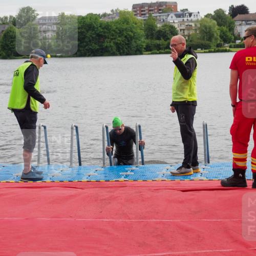 16.06.2024 - 7 Türme Triathlon KatJ http://msf.ph/oto/6324950 16.06.2024 09:33:24 Schwimmen 85, 124 meine-sportfotos.de