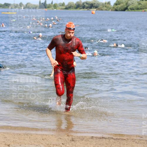 16.06.2024 - 26. Vierlanden-Triathlon Strokosch-Dieckow http://msf.ph/oto/6324964 16.06.2024 10:57:41 Schwimmen 244, 306, 244, 306 meine-sportfotos.de