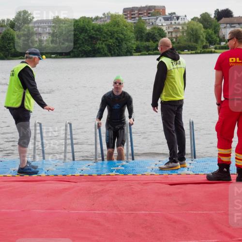16.06.2024 - 7 Türme Triathlon KatJ http://msf.ph/oto/6324966 16.06.2024 09:33:25 Schwimmen 85, 124 meine-sportfotos.de