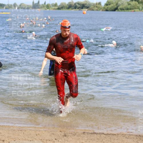 16.06.2024 - 26. Vierlanden-Triathlon Strokosch-Dieckow http://msf.ph/oto/6324999 16.06.2024 10:57:41 Schwimmen 244, 306, 244, 306 meine-sportfotos.de